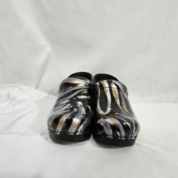 NIB Dansko professional brush patent metallic clog shoe women's size 37 - Picture 2 of 12